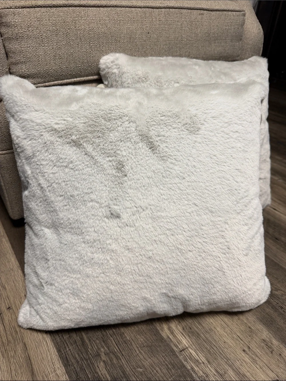 2 Soft Faux Fur Throw Pillows 18” x 18”. With removable covers - Light Gray